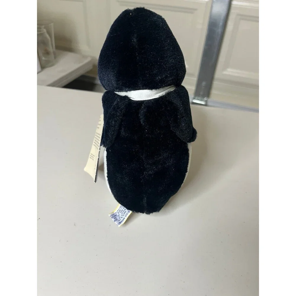 Vintage 1985 Dakin Opus the Penguin Plush 8in